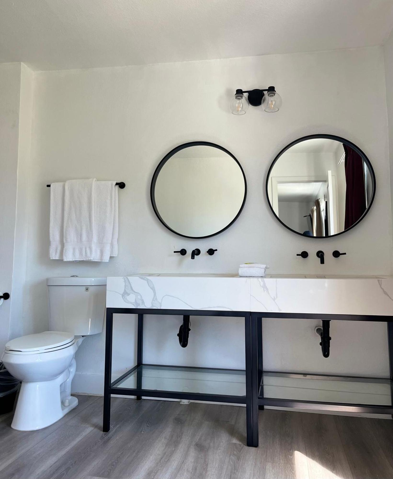 Anaheim Maingate Inn Екстериор снимка